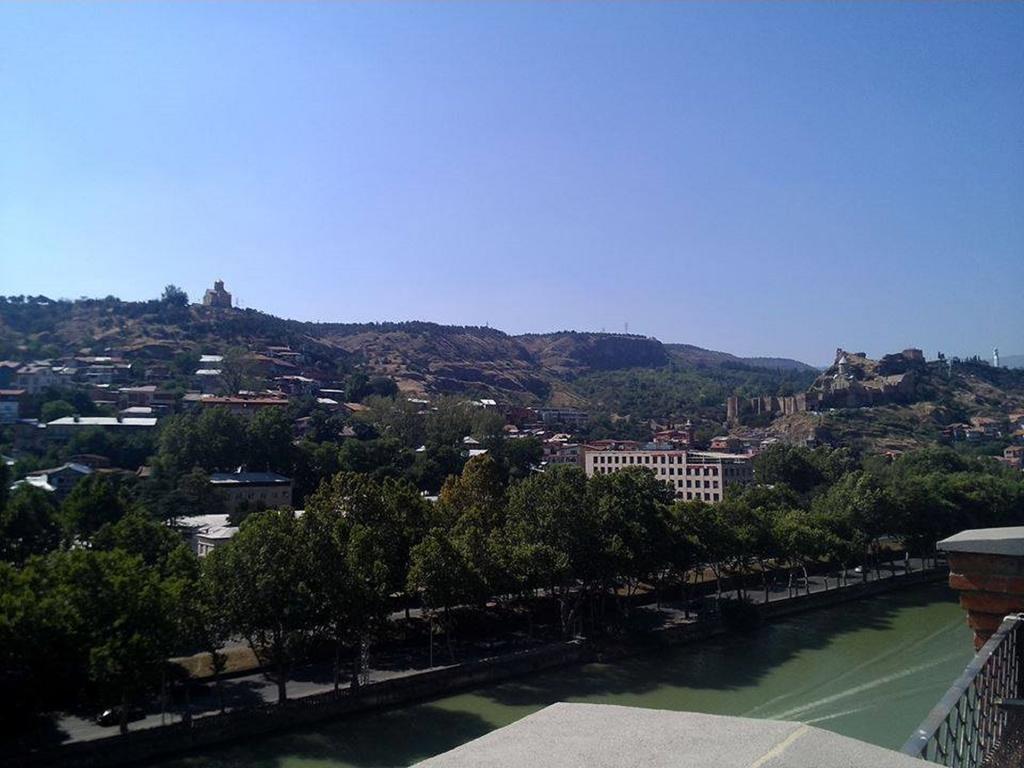 Apartment In The Heart Of Old Tiflis Exterior foto